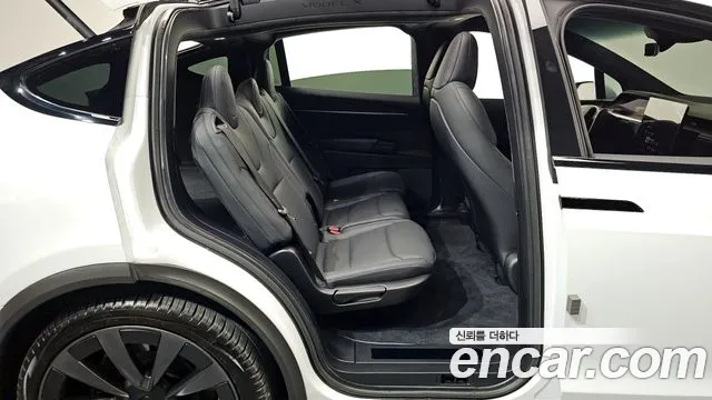 Tesla Model X 2024