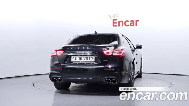 Maserati Ghibli 2020