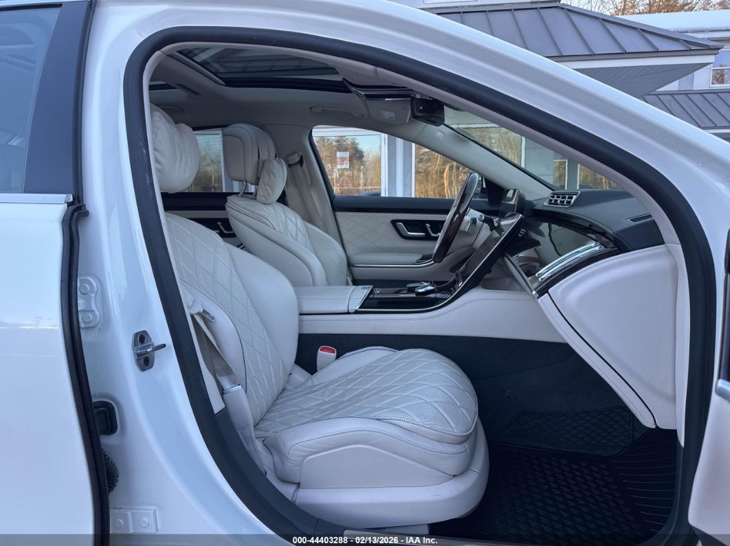 Mercedes-Benz S-Класс 2021