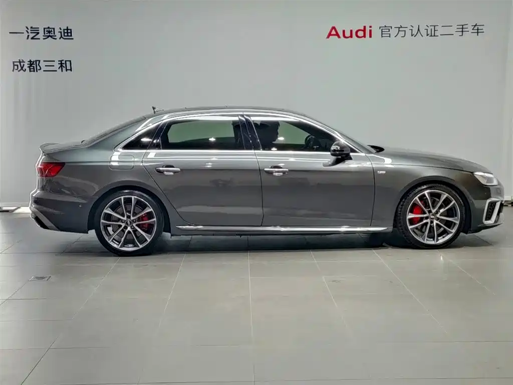 Audi A4 2021
