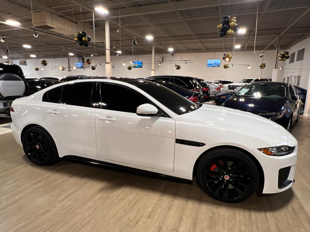 Jaguar XE 2020