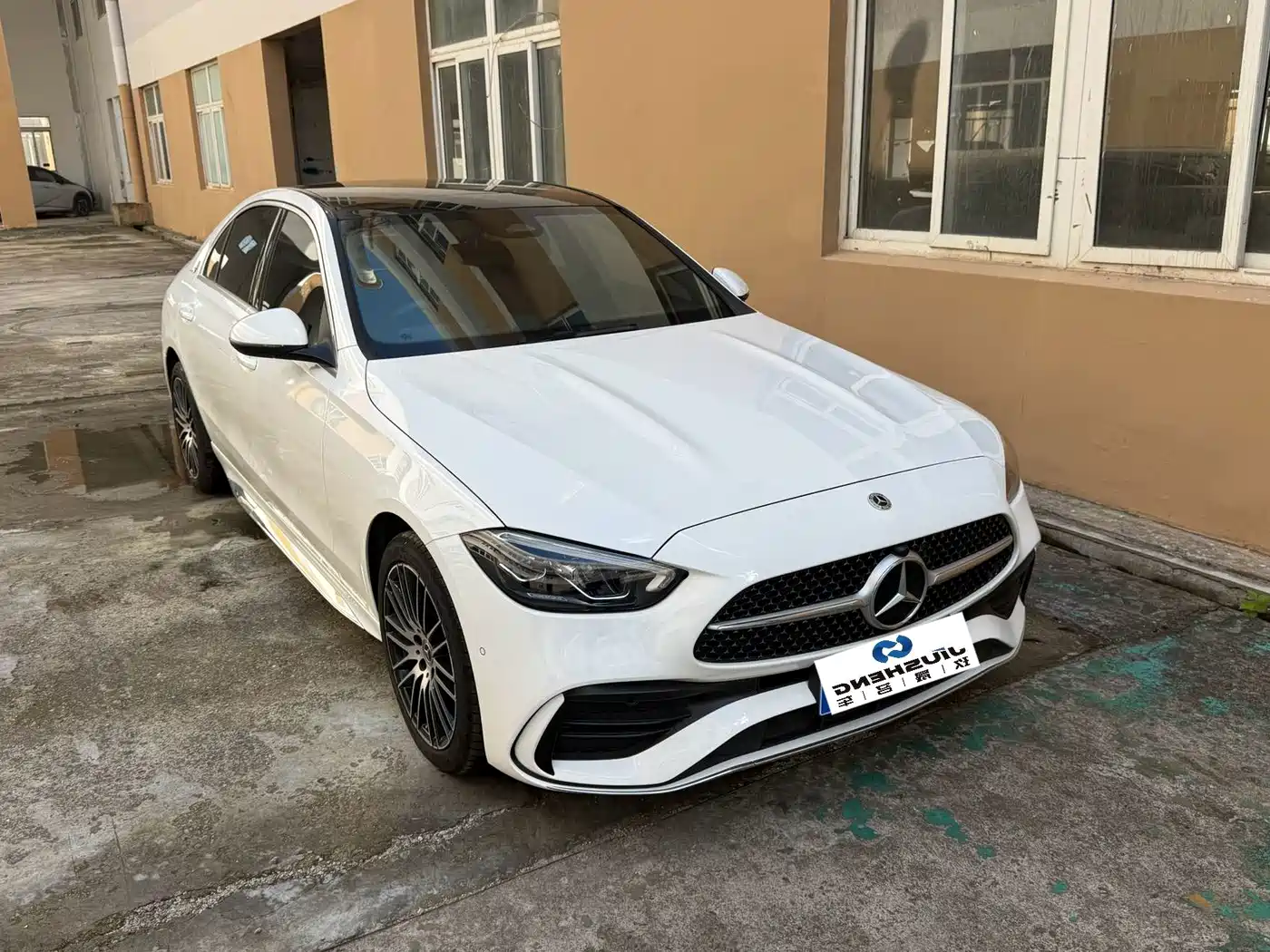 Mercedes-Benz C-Класс 2024