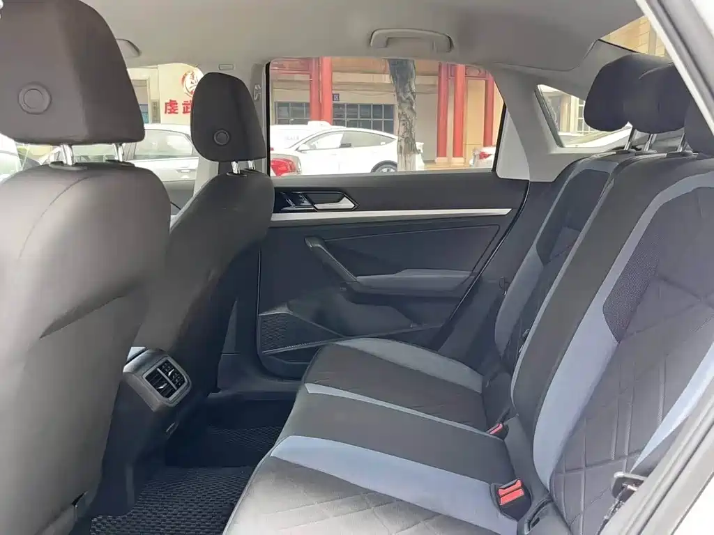 Volkswagen Lavida 2022