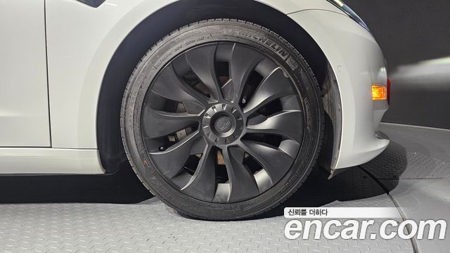 Tesla Model 3 2021