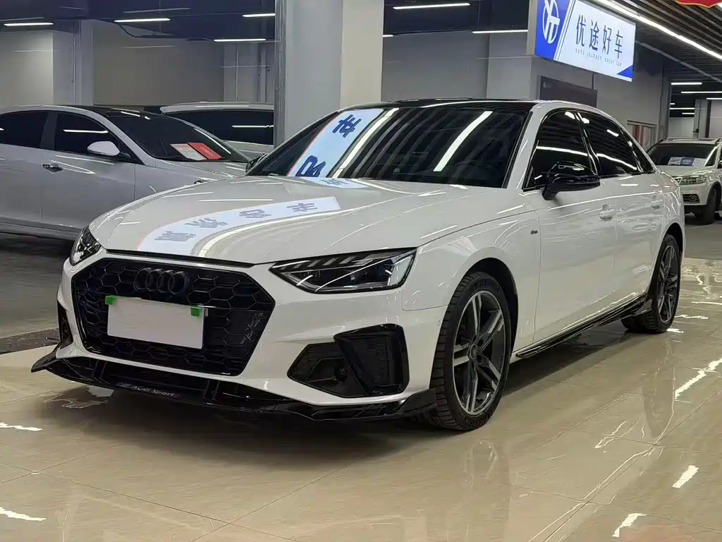 Audi A4 2023