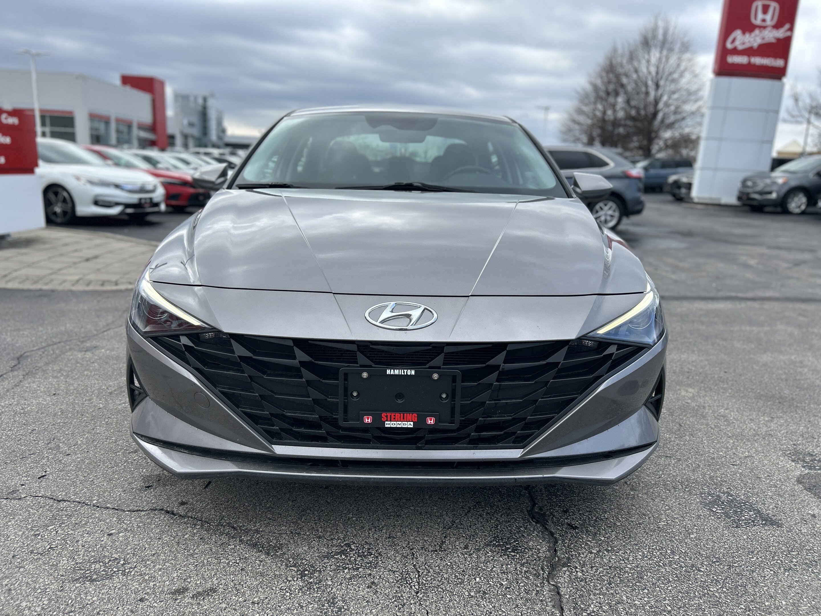 Hyundai Elantra 2023