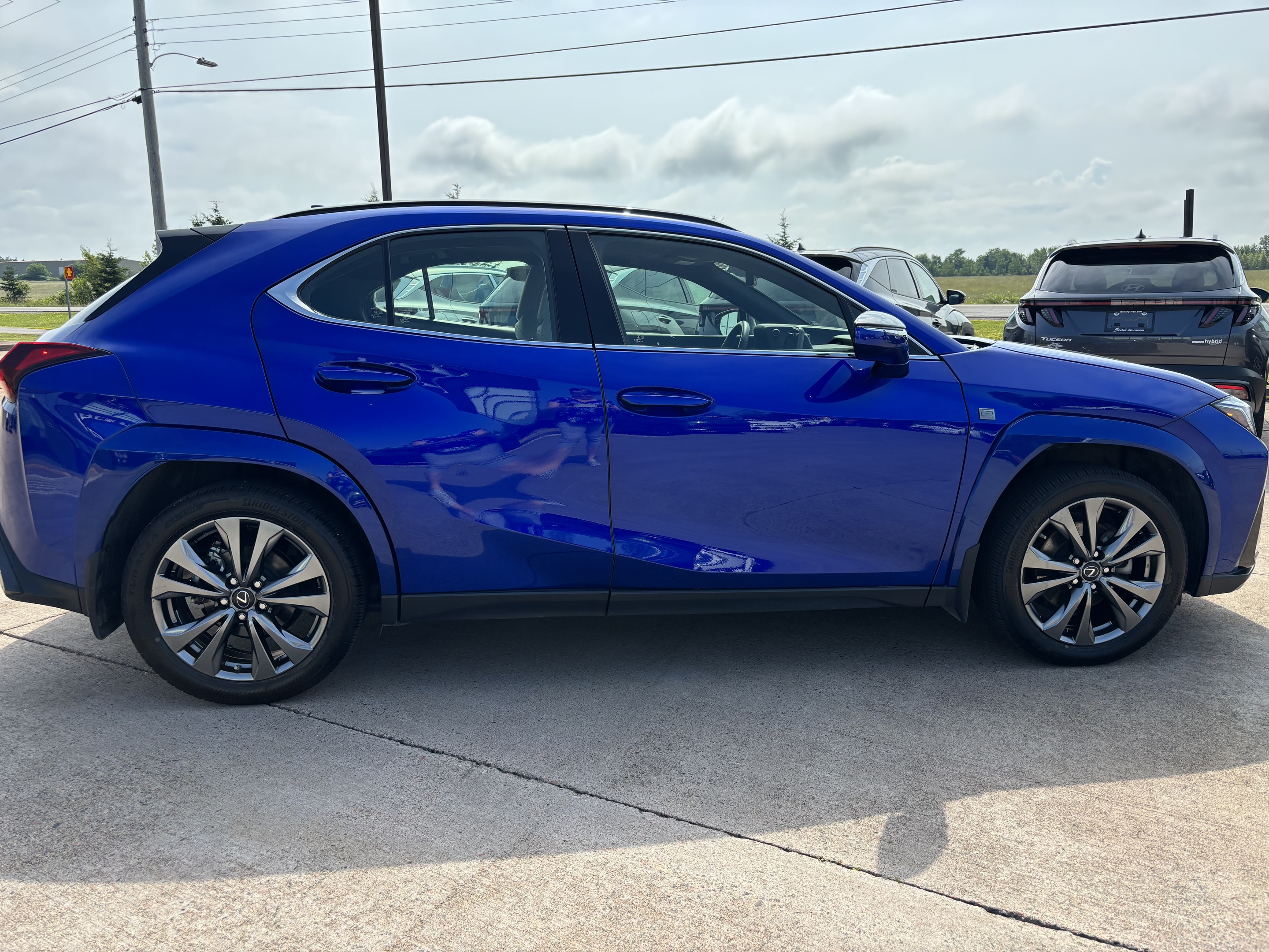 Lexus UX 2023