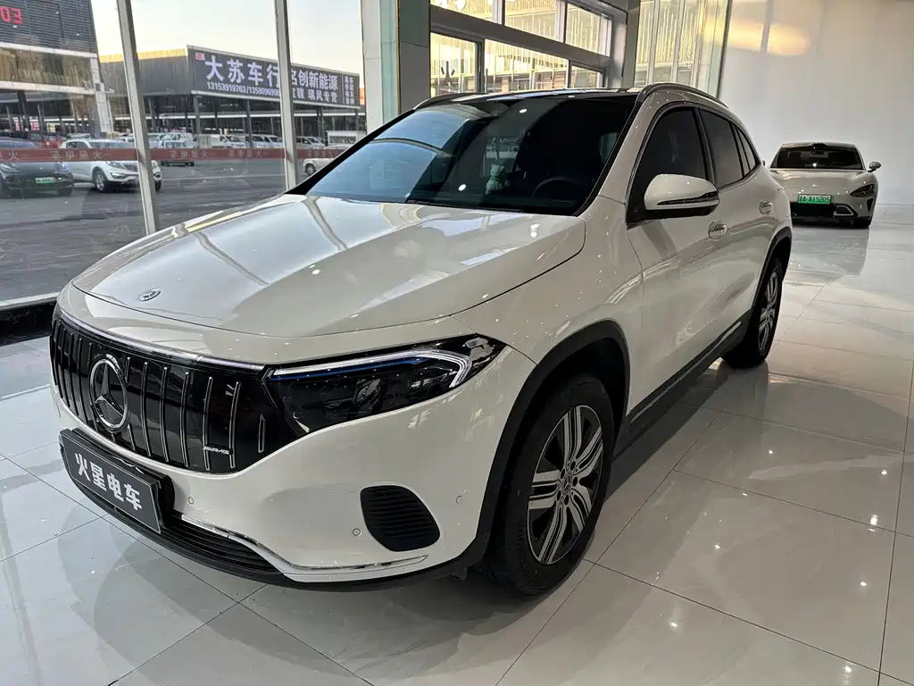 Mercedes-Benz EQA 2024