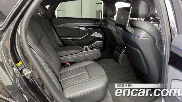 Audi A8 2023