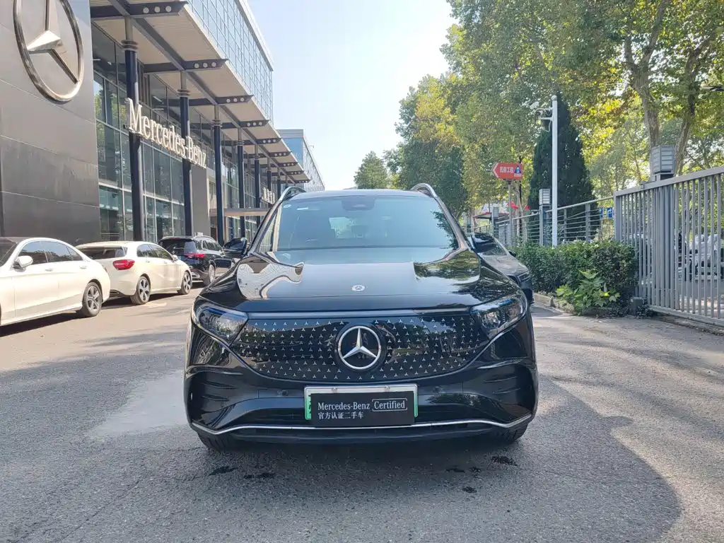 Mercedes-Benz EQB 2024