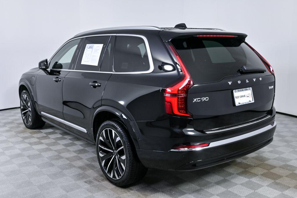 Volvo XC90 2025