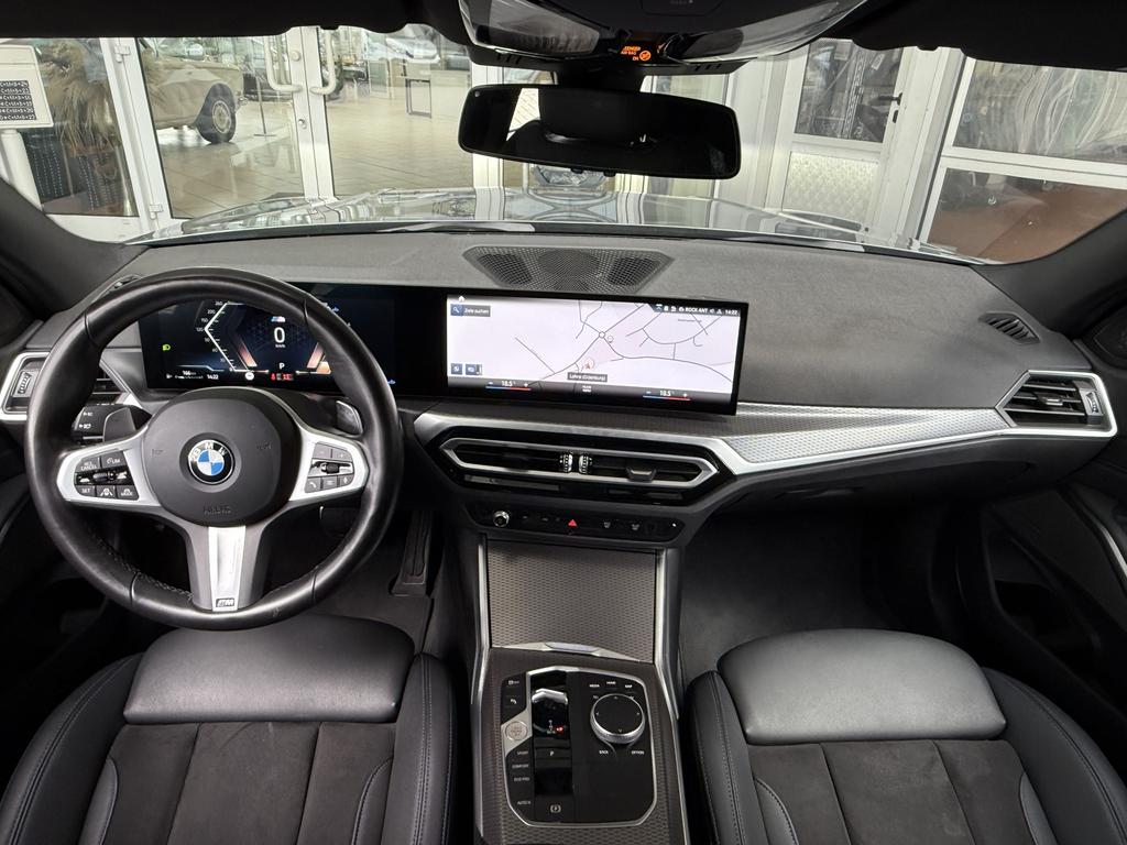 BMW 320 2024