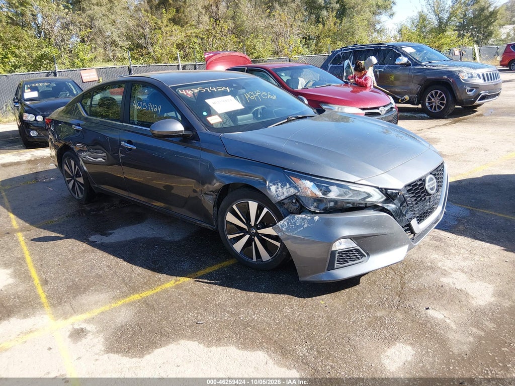 Nissan Altima 2021