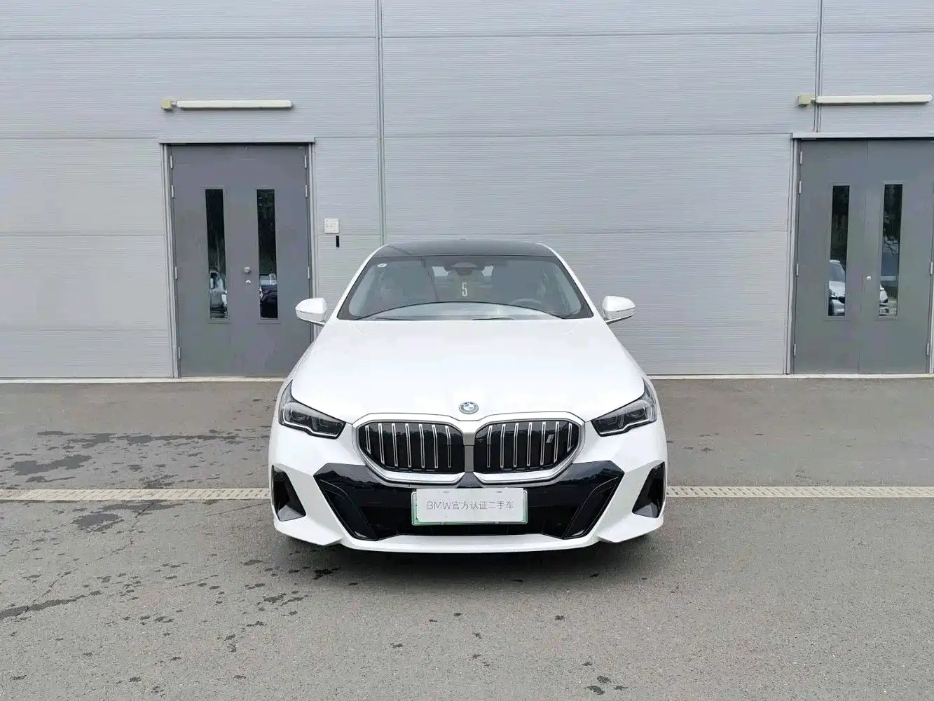 BMW i5 2025