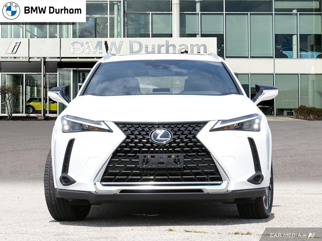 Lexus UX 2024