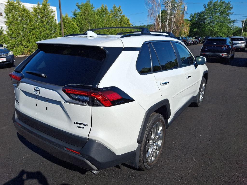 Toyota RAV4 2025