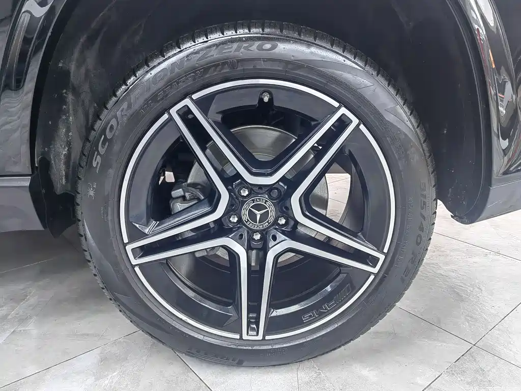 Mercedes-Benz GLS 2022