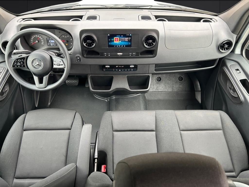Mercedes-Benz SPRINTER 2023