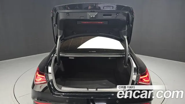 Mercedes-Benz CLA 2021