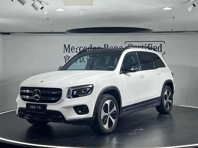 Mercedes-Benz GLB 2023