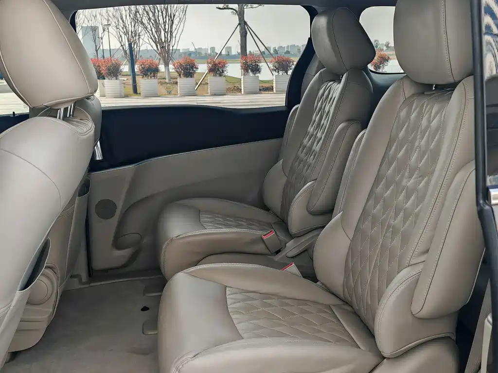 Buick GL8 2021