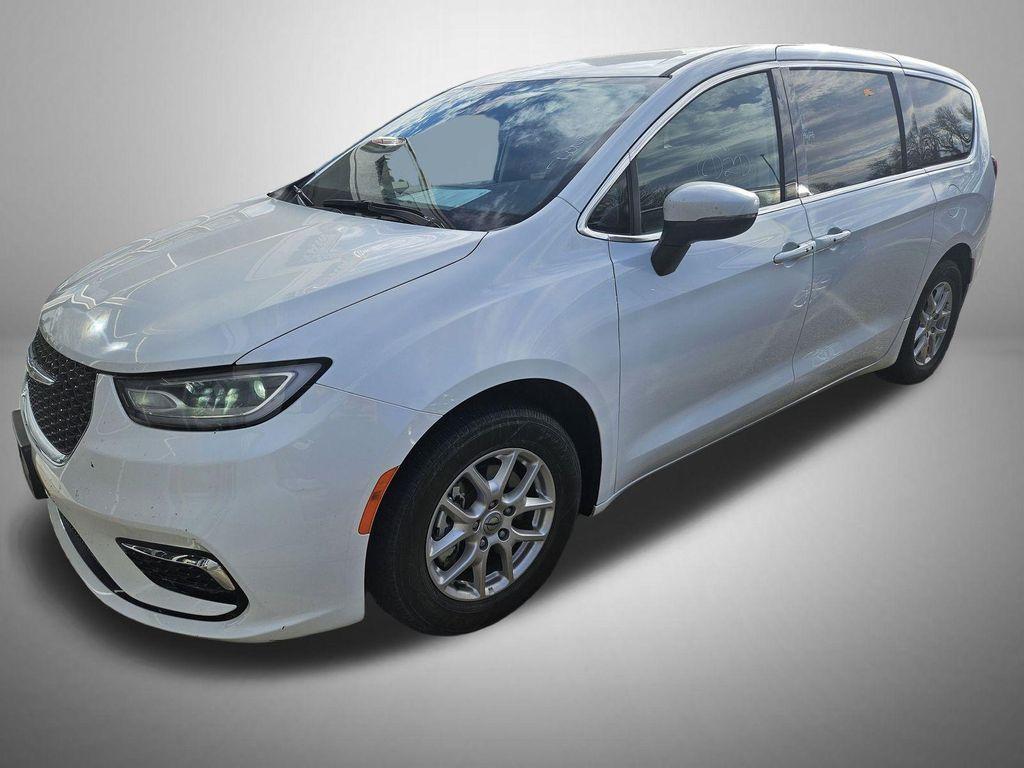Chrysler Pacifica 2023