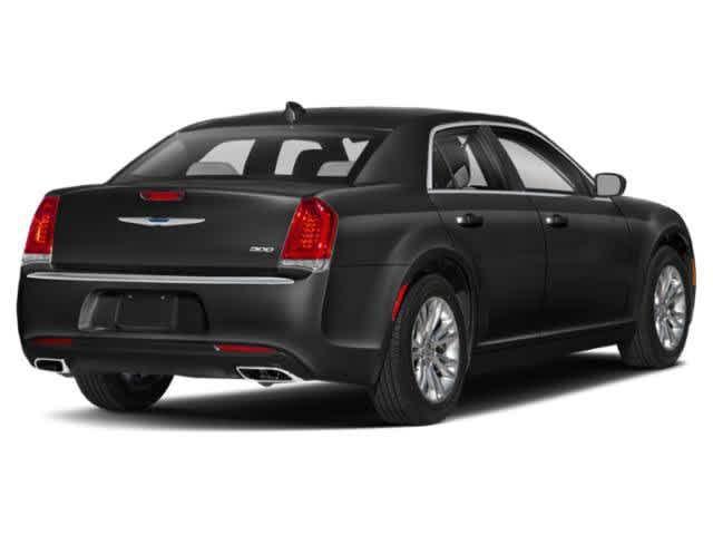 Chrysler 300 2022