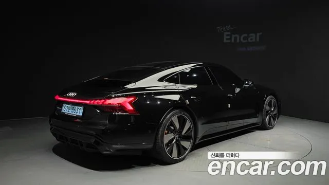 Audi e-tron GT 2022