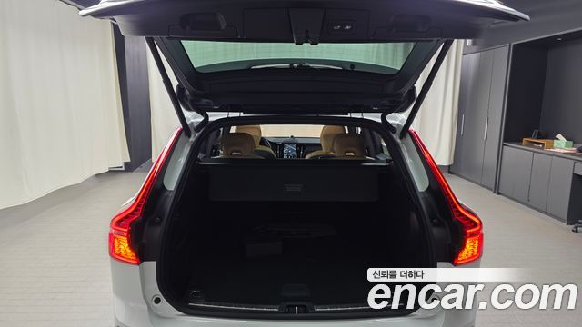 Volvo XC60 2024