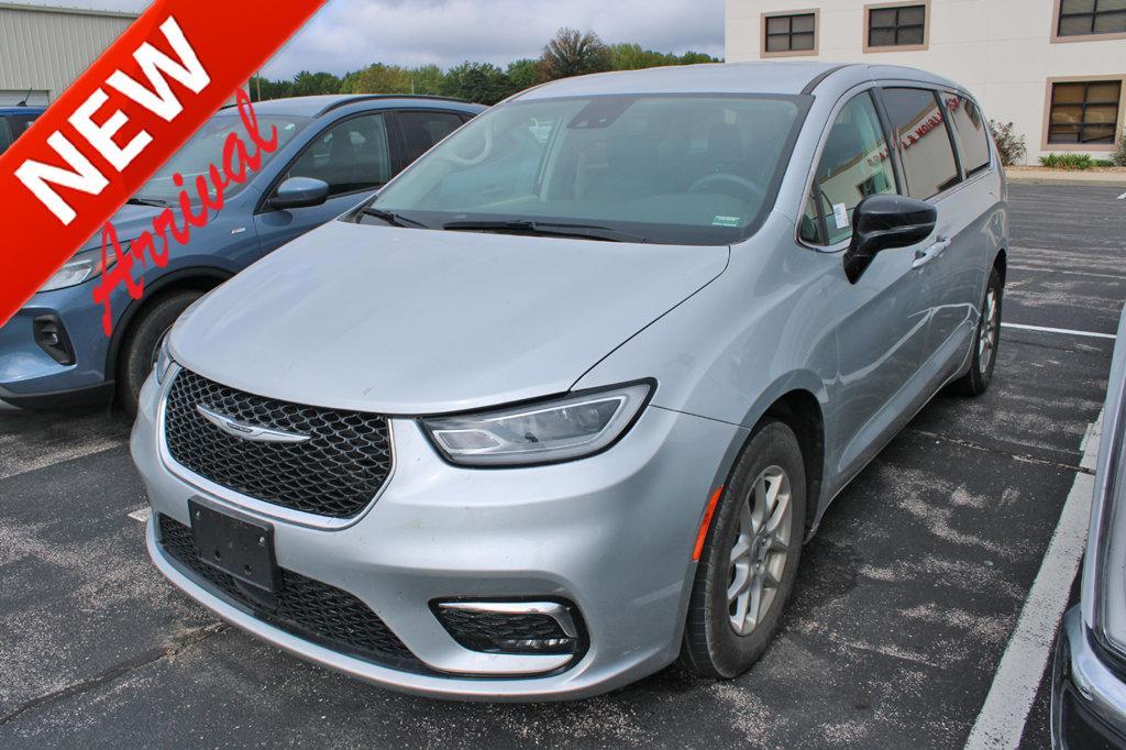 Chrysler Pacifica 2024
