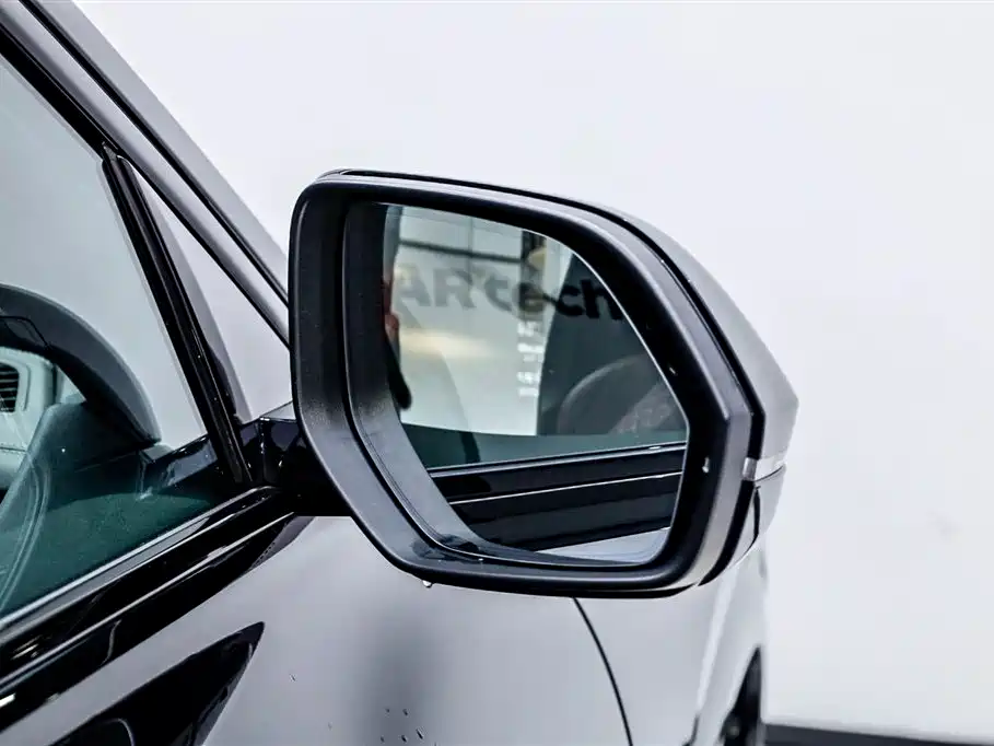 Audi Q6 2023