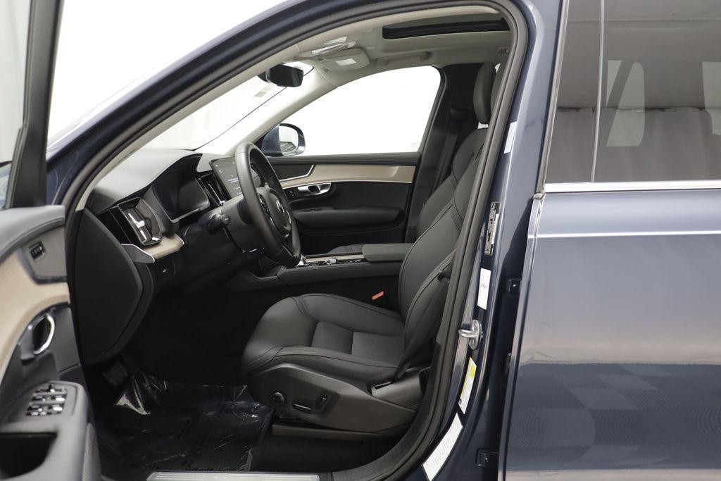 Volvo XC90 2025