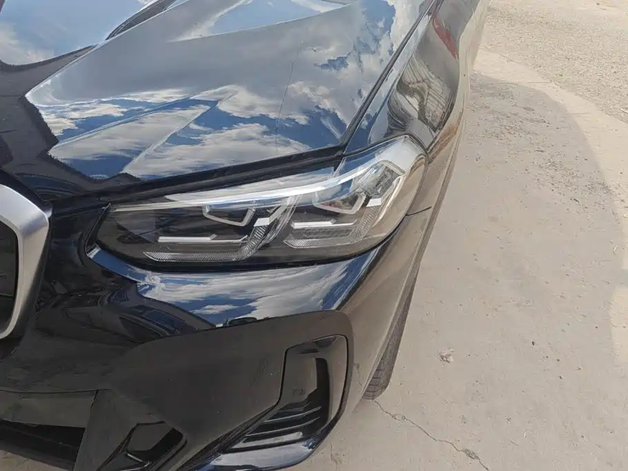 BMW iX3 2023