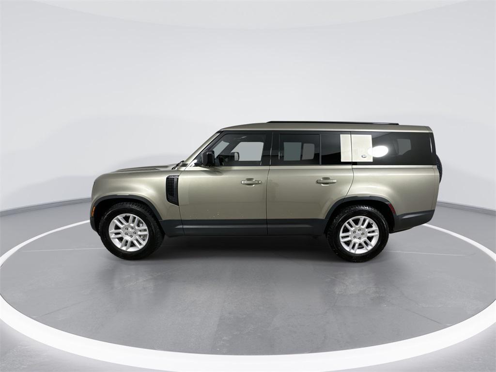 Land Rover Defender 2023