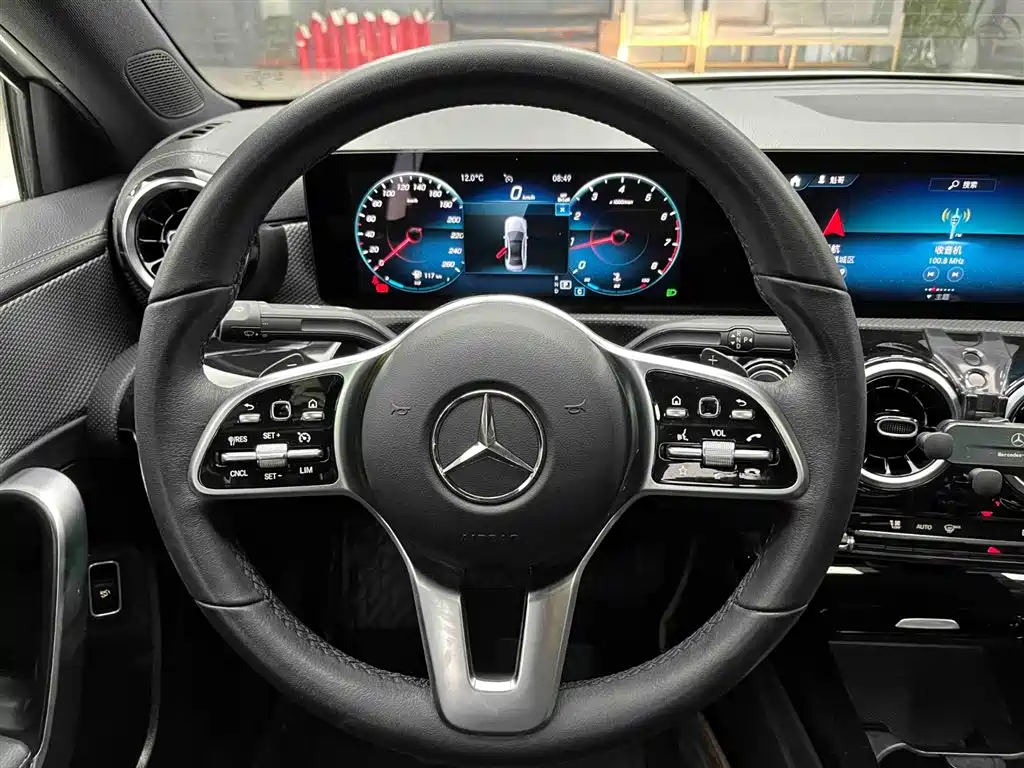 Mercedes-Benz A-Класс 2023