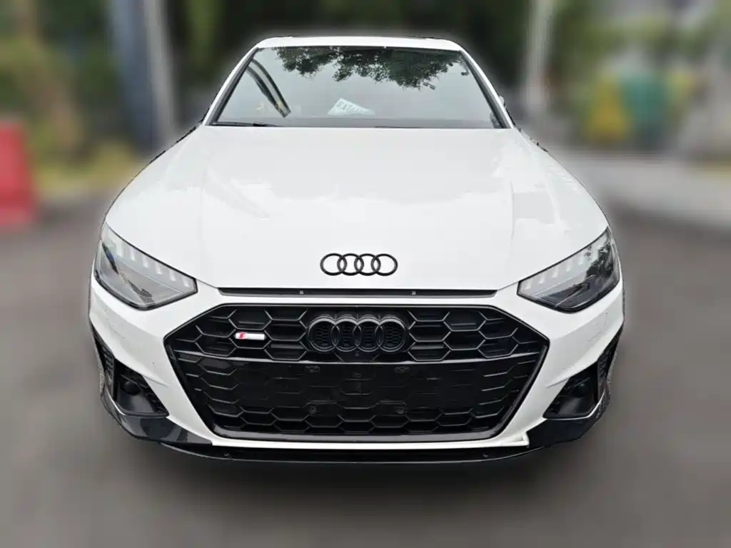 Audi A4 2025
