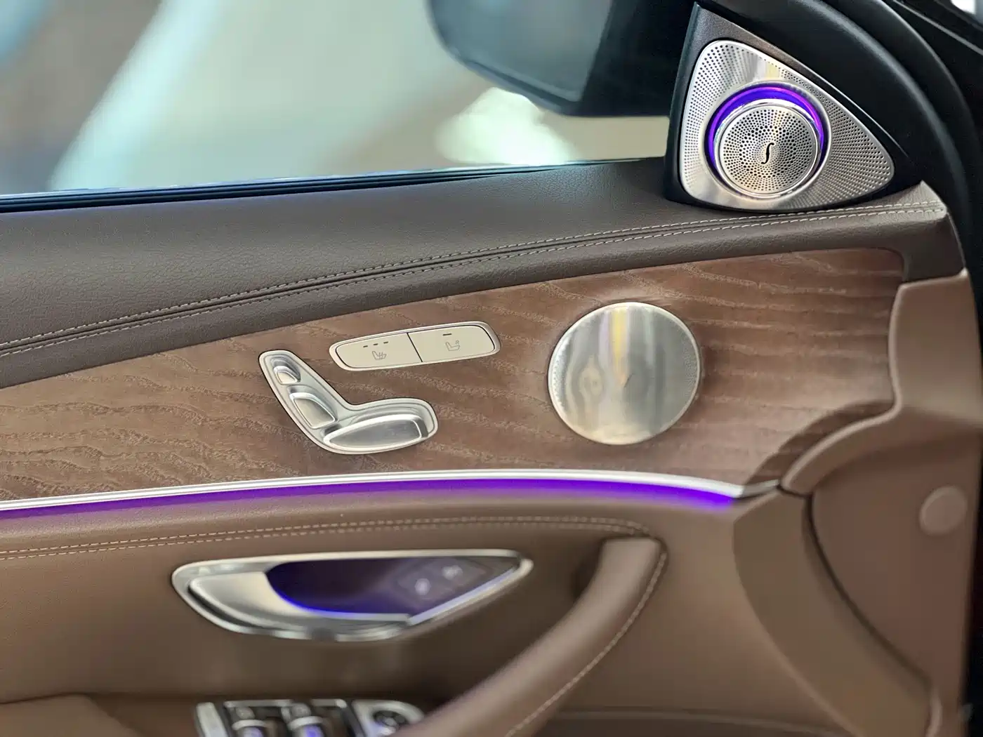 Mercedes-Benz E-Класс 2022