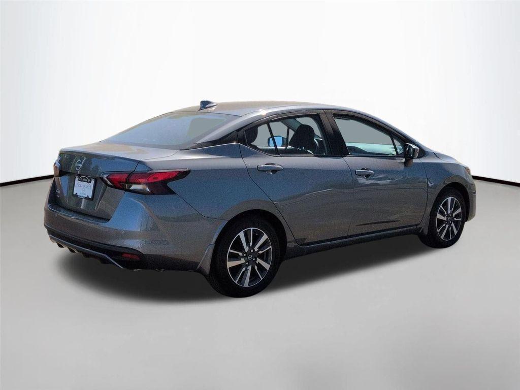 Nissan Versa 2025