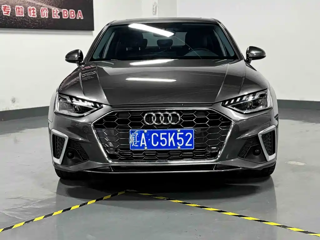 Audi A4 2022