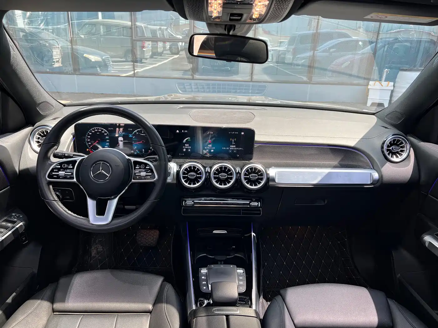 Mercedes-Benz GLB 2021