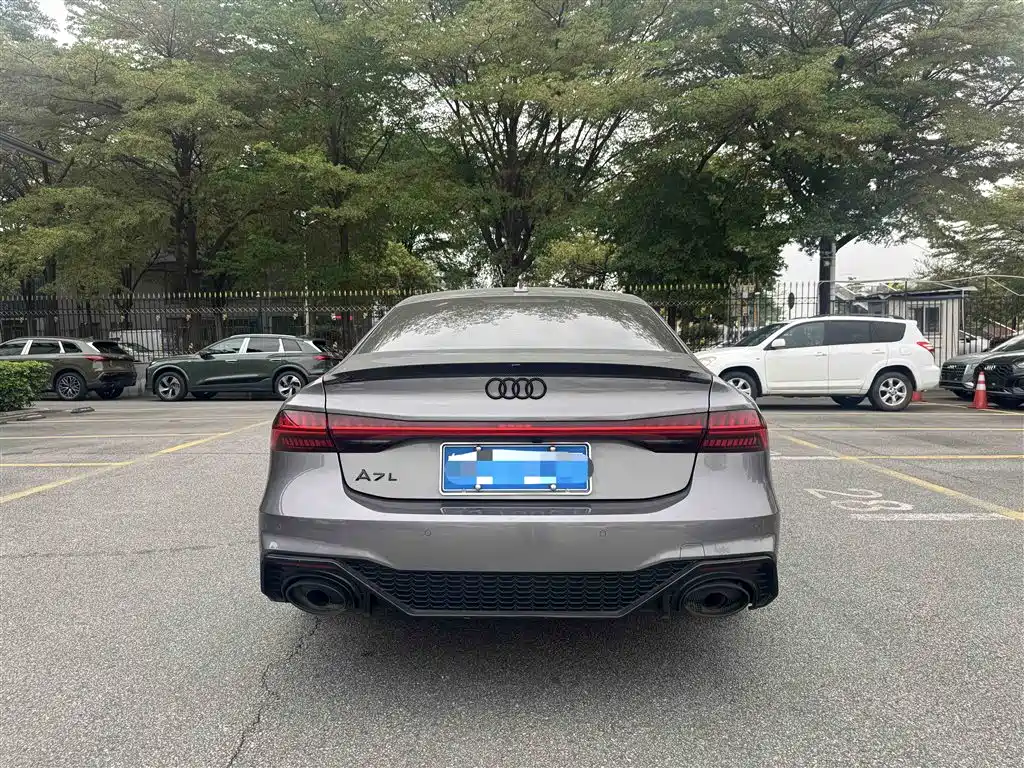 Audi A7 2023