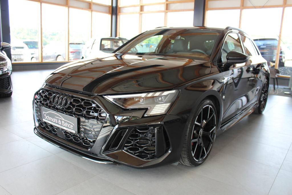Audi RS3 2023