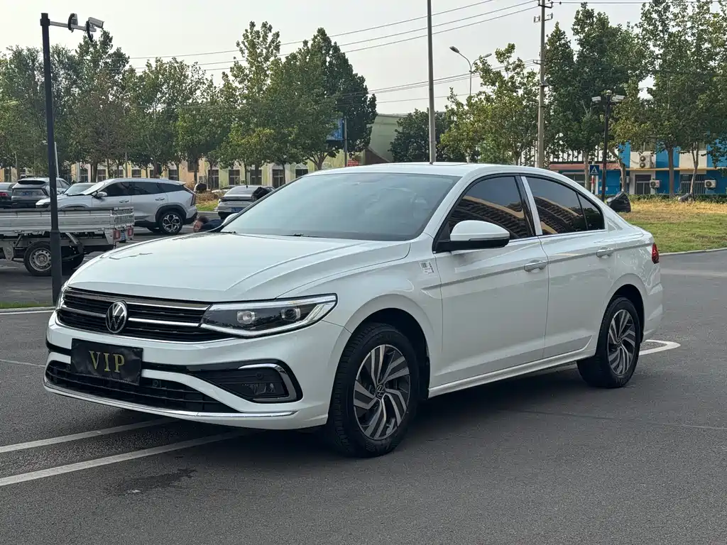 Volkswagen Bora 2024