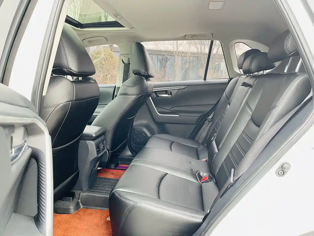 Toyota RAV4 2023