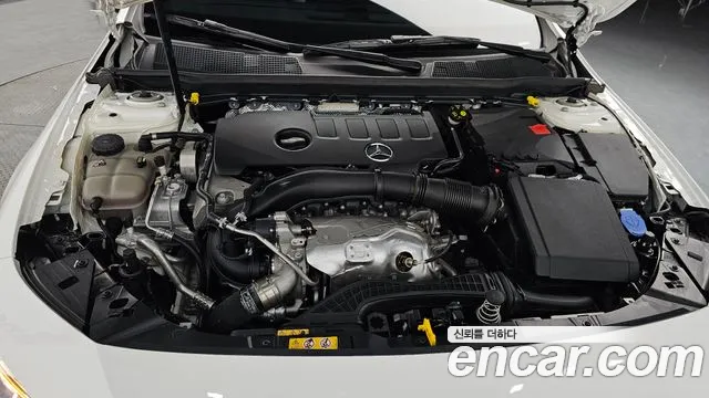Mercedes-Benz CLA 2023