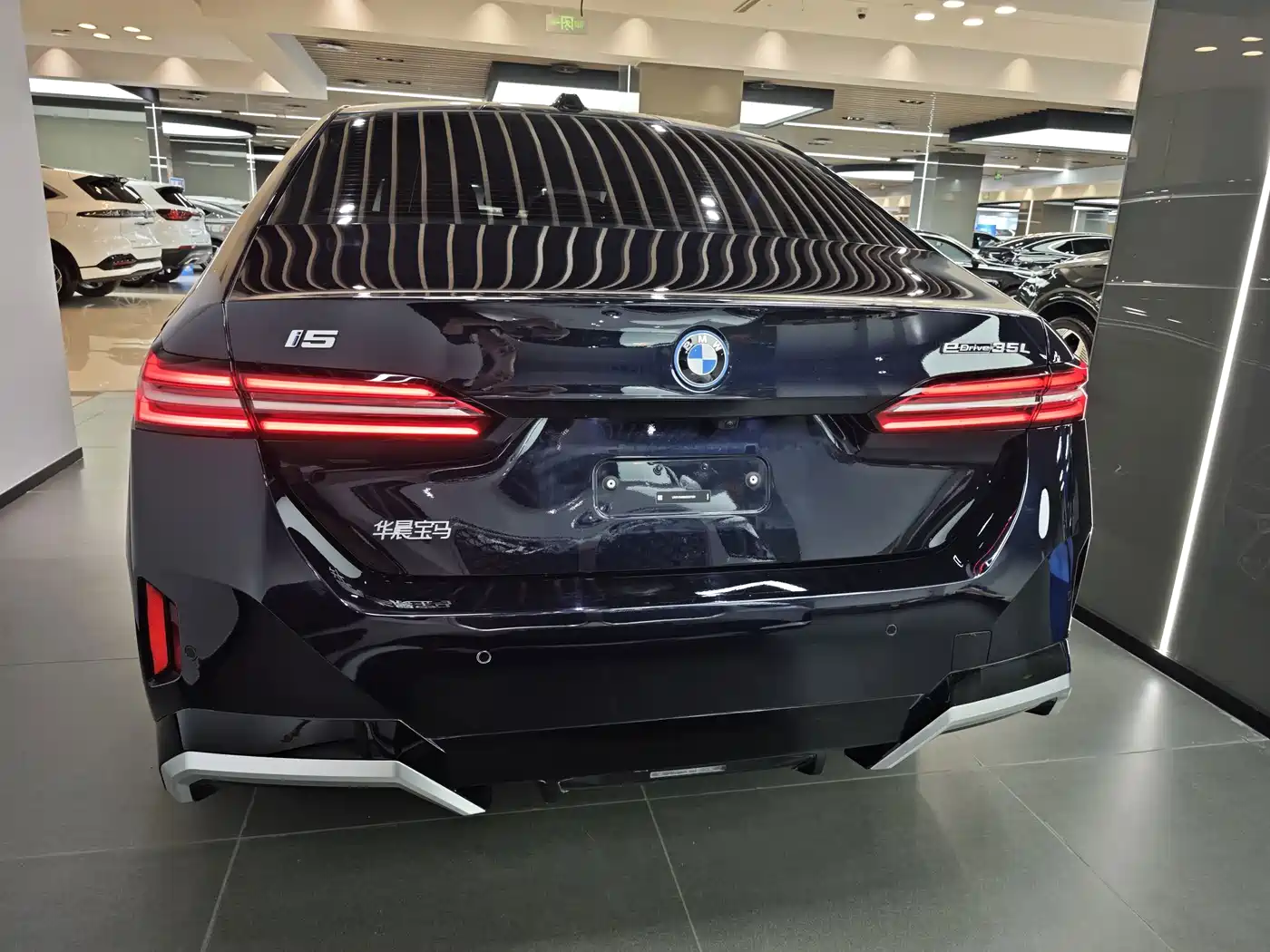 BMW i5 2024