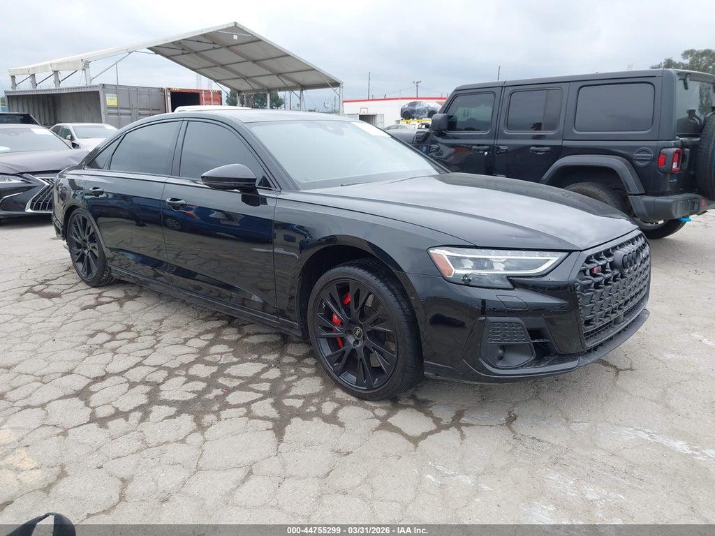 Audi S8 2025
