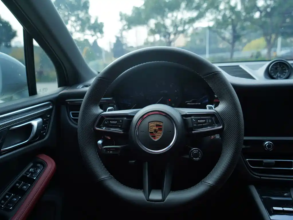 Porsche Macan 2023
