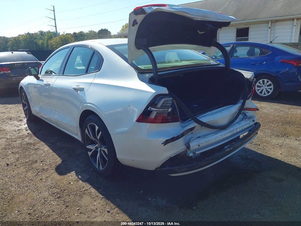 Volvo S60 2024