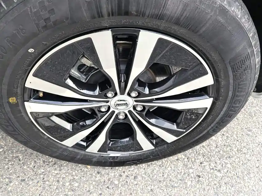 Volvo XC60 2022